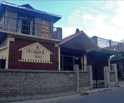 Monarch Hotel & Restaurant
